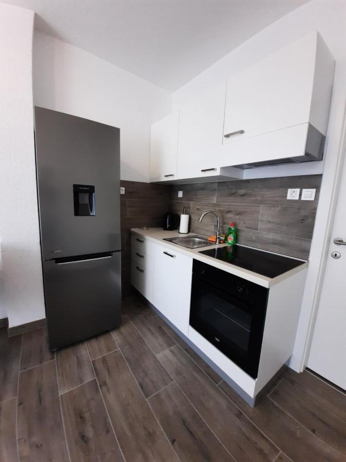 Apartman The Godfather Lägenhet Makarska Exteriör bild