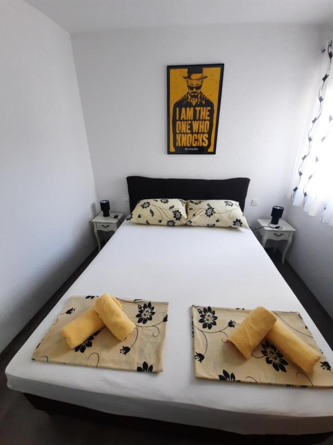 Apartman The Godfather Lägenhet Makarska Exteriör bild